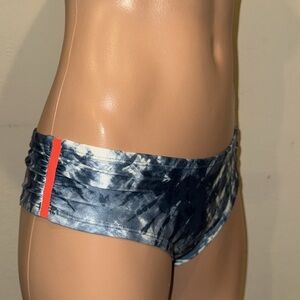 NWT Nike Bikini bottom size S
